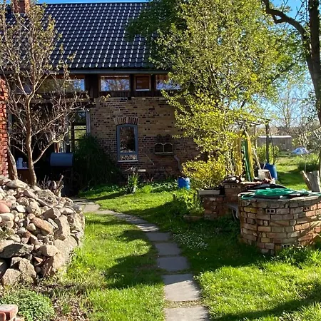 In Doerflicher Stille Permakultur Kennenlernen Apartment *